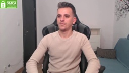 Huge_Cock21  23-12-2020